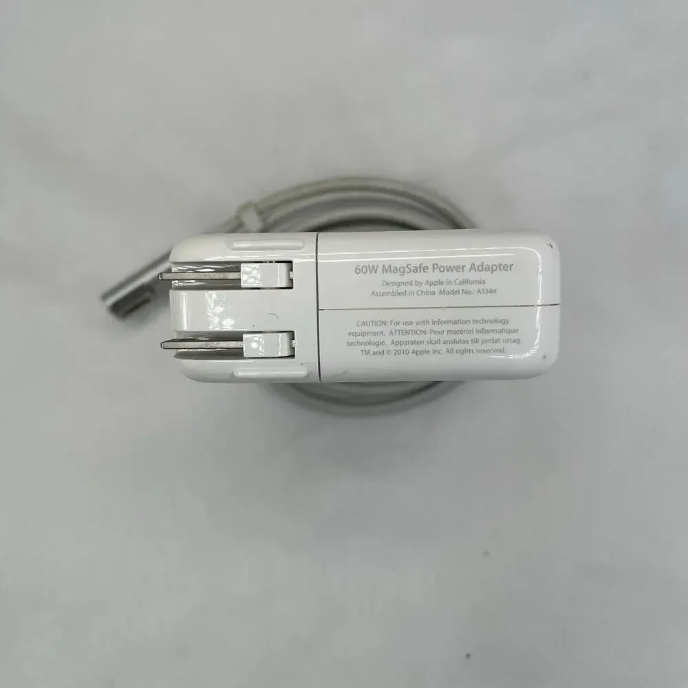Apple Magsafe Power Adapter Model No: A1344 Input AC 100-240V Output 16.5V-3.65A
